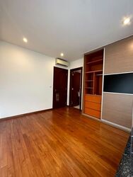 Holland Link (D10), Terrace #583606161